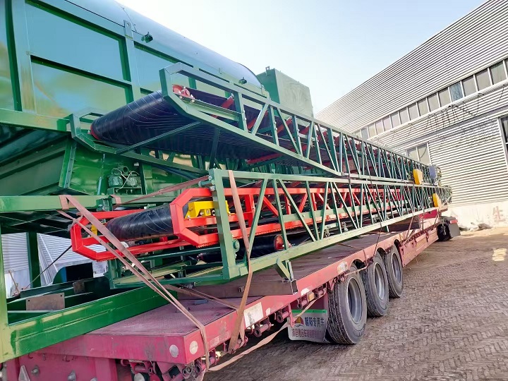 皮帶輸送機(jī)