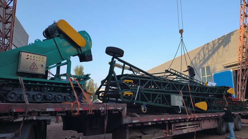 履帶式升降伸縮出倉機